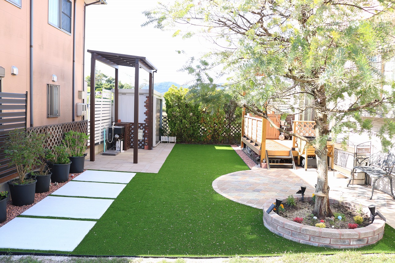 安心して遊べる、使いやすいお庭へ一新