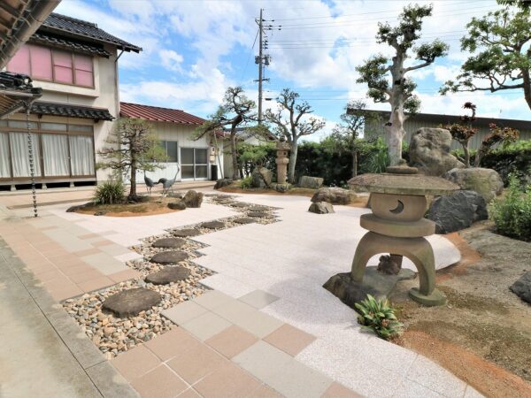 アプローチ 施工事例｜出雲・松江・米子のタケゾーファーム